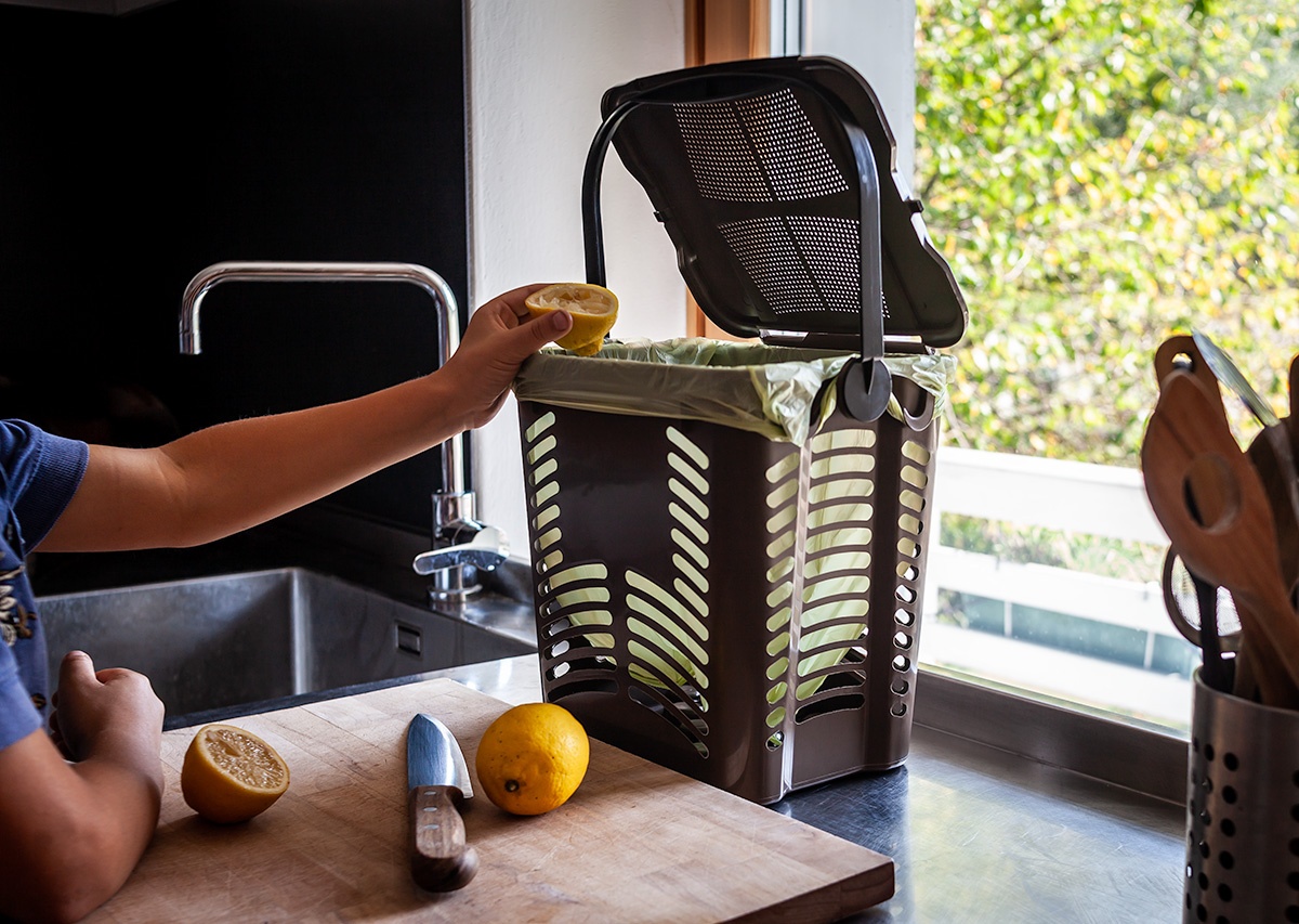 Cubo ECODRY 10 L Aireado para Residuos Orgánicos Modelo 2